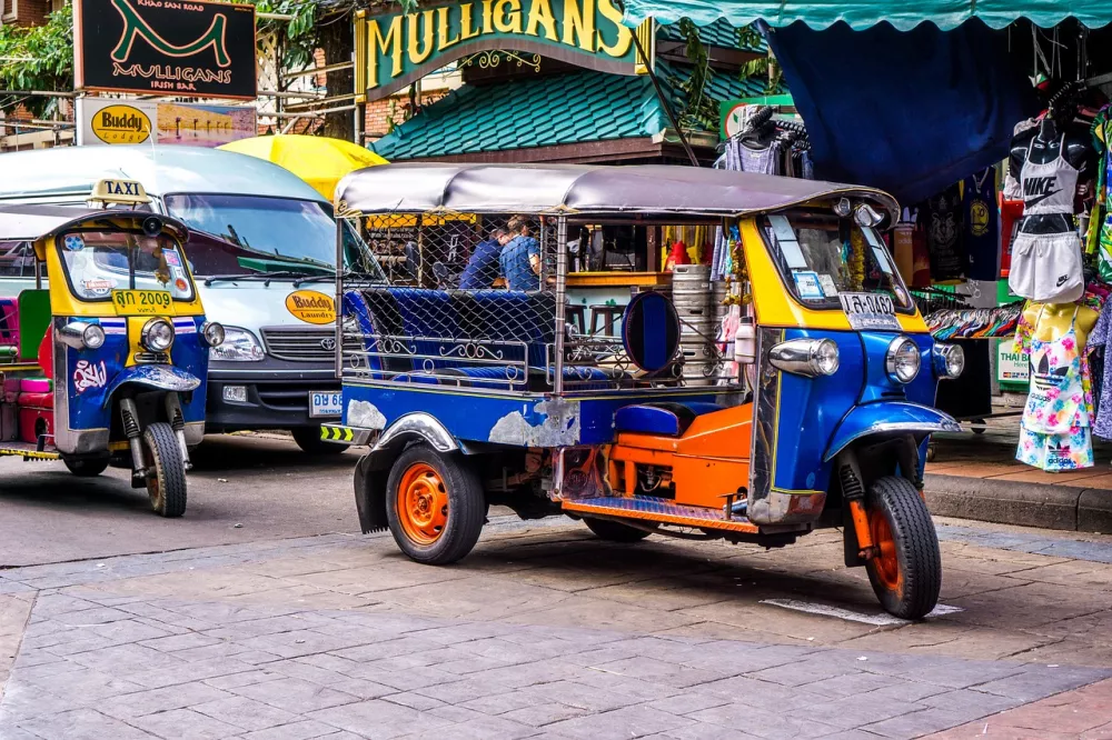 Tuk-tuk